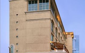 Majestic Court Sarovar Portico